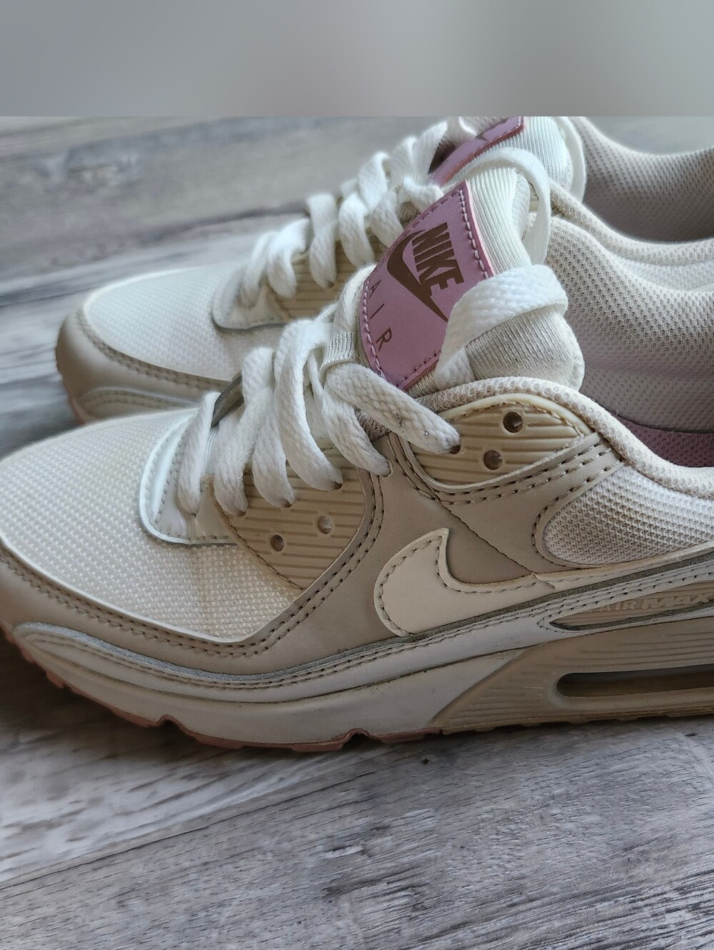 Nike Air Max 90 Womens 7 White Pink Sneakers Running Shoes CT1873-100 - Picture 4 of 11